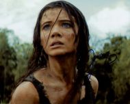 Freya Allen - PLANET OF THE APES - (Earn 5 reward points on this item worth €1.11)