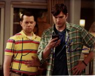 Ashton Kutcher / Jon Cryer from the TV series 2  1/2 MEN - (Earn 10 reward points on this item worth $2.50)