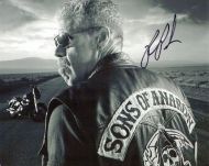 Ron Perlman - SONS OF ANARCHY - (Earn 4 reward points on this item worth €0.88)
