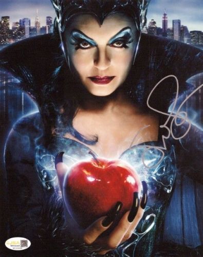 Susan Sarandon - ENCHANTED - JSA