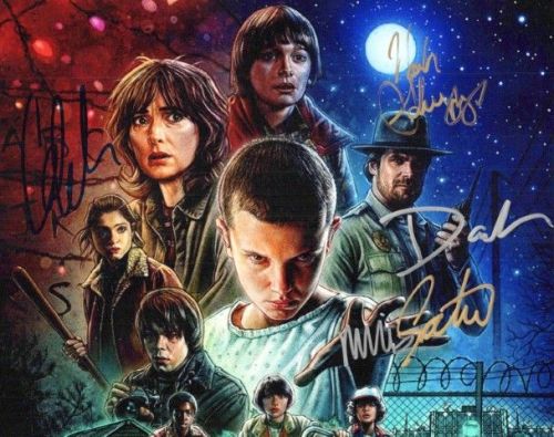 Stranger Things Cast Signed In Person by 5 !!