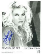 Victoria Zdrok - (Earn 3 reward points on this item worth €0.66)